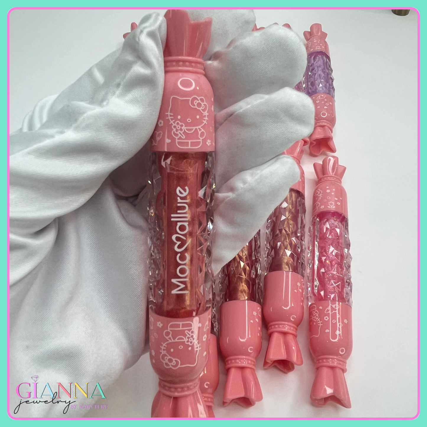 Hello Kitty Magic Lipgloss